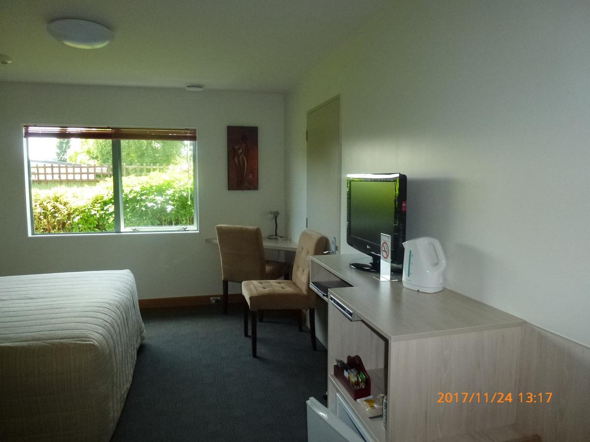 Cosy Kiwi Accommodation 테아나우 외부 사진
